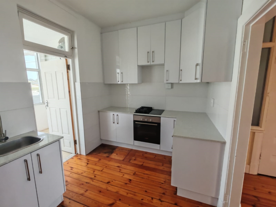 To Let 2 Bedroom Property for Rent in Summerstrand Eastern Cape